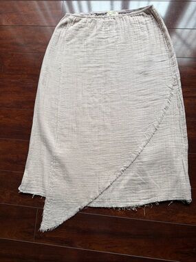 Asymmetrical Light Gray Midi Skirt with Raw-Edge Hem -